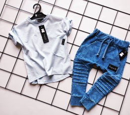 T-shirt Despacito Basic błękitny