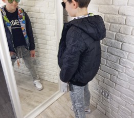 Kurtka przejściowa dwustronna komiks i czerń