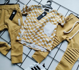 T-Shirt Despacito drukowany masełkowy