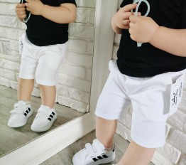 Eleganckie szorty śmietankowe Royal Kids