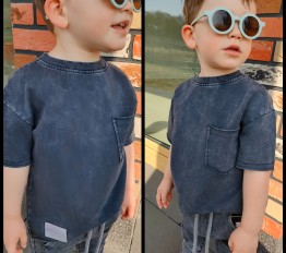 T-Shirt Despacito dekatyzowany oversize z kieszenią czarny