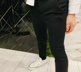 Spodnie wizytowe z dzianiny LACOSTE czarne MIMI