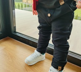 Spodnie wizytowe z dzianiny LACOSTE czarne MIMI