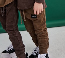 Spodnie Despacito dekatyzowane z przeszyciami orzechowy brąz