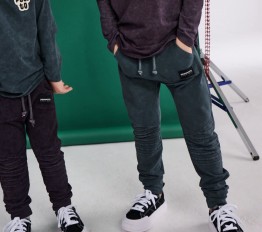 Spodnie Despacito dekatyzowane z przeszyciami steel