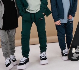 Spodnie Despacito bawełniane z przeszyciami butelkowa zieleń