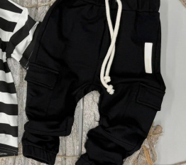 Bawełniane spodnie Despacito bojówki z gumką w nogawce czarny