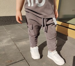 Spodnie Despacito dekatyzowane bojówki z gumka w nogawce - efekt vintage kakao