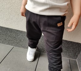 Spodnie dresowe MIMI czarne