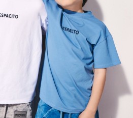 Bawełniany T-shirt z wypukłym logo niebieski