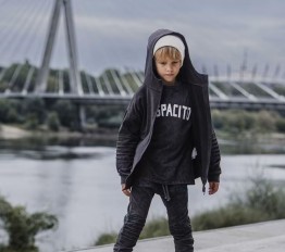 Bluza Despacito dekatyzowana Classic z kapturem czekolada