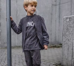 Bluza Despacito dekatyzowana Classic bez kaptura czekolada
